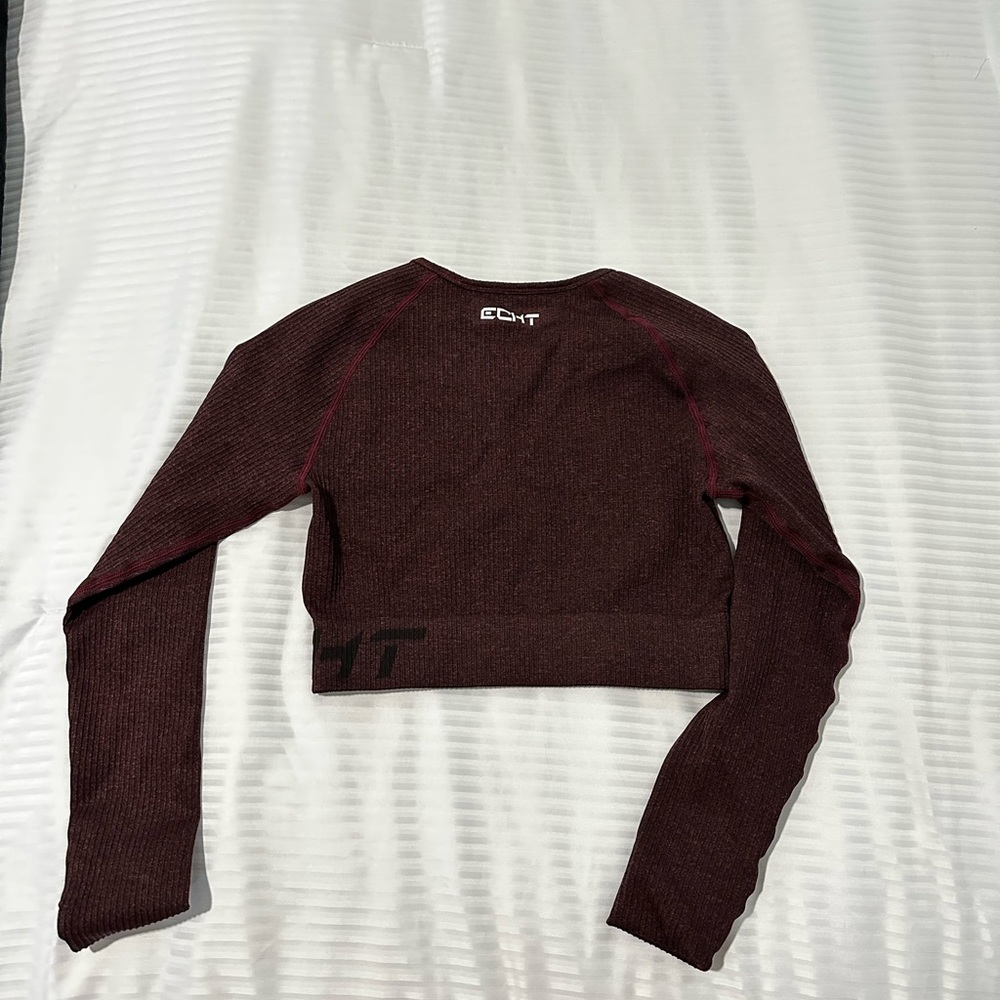 echt longsleeve workout top
